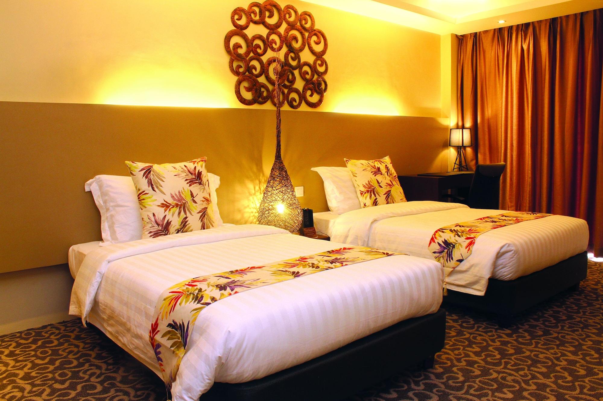 The Oriental Hotel Bataan Mariveles Exteriör bild