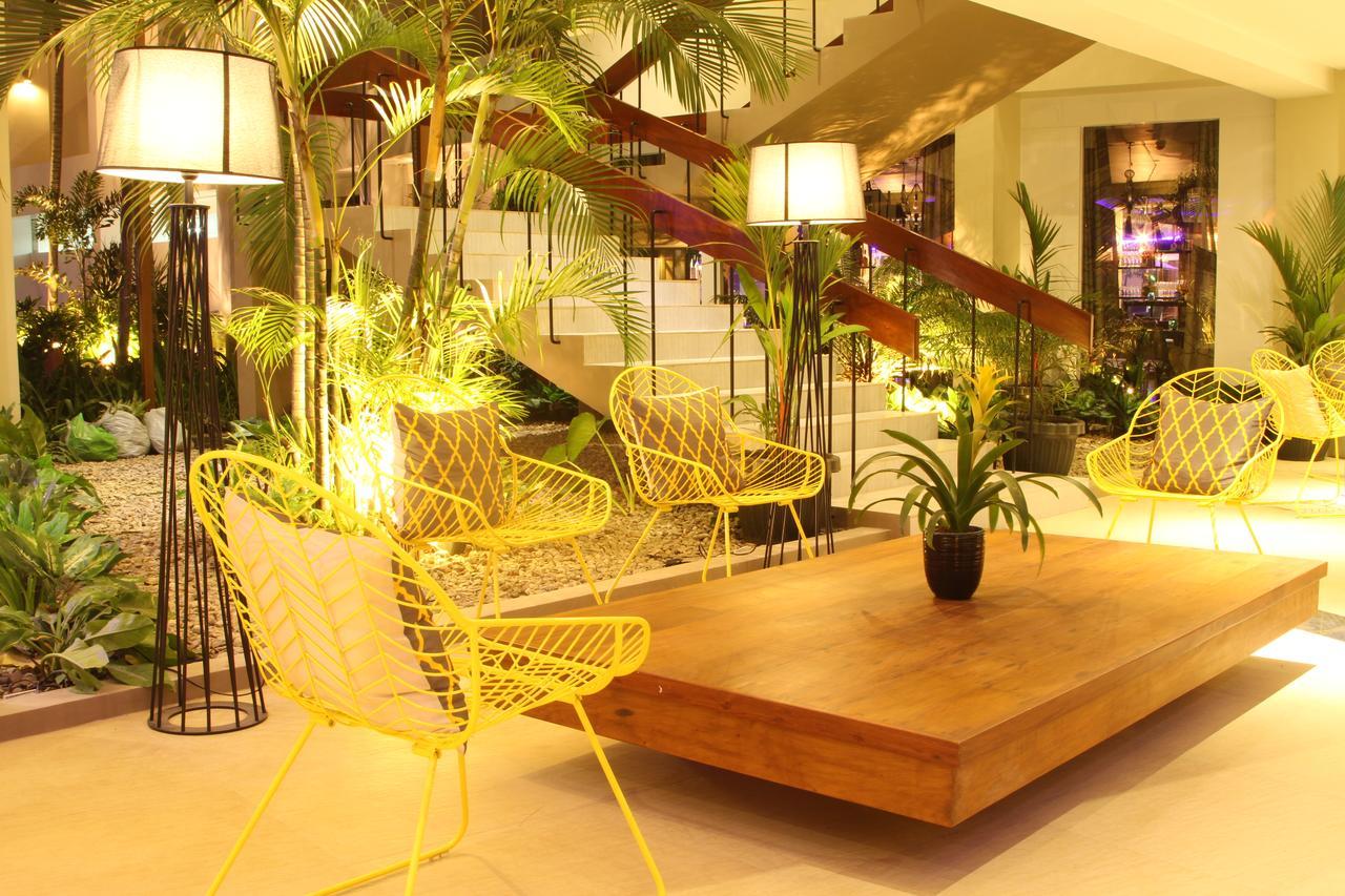 The Oriental Hotel Bataan Mariveles Exteriör bild